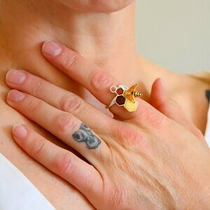 Baltic Amber Bee and Honeycomb Ring in Sterling Silver